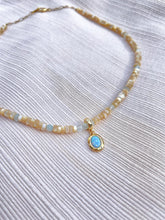 Load image into Gallery viewer, Shell &amp; Opal Choker
