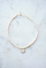 Load image into Gallery viewer, Pearl Moonstone Choker
